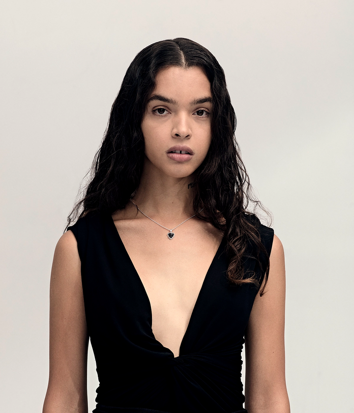 LOVE CLAW NECKLACE ONYX
