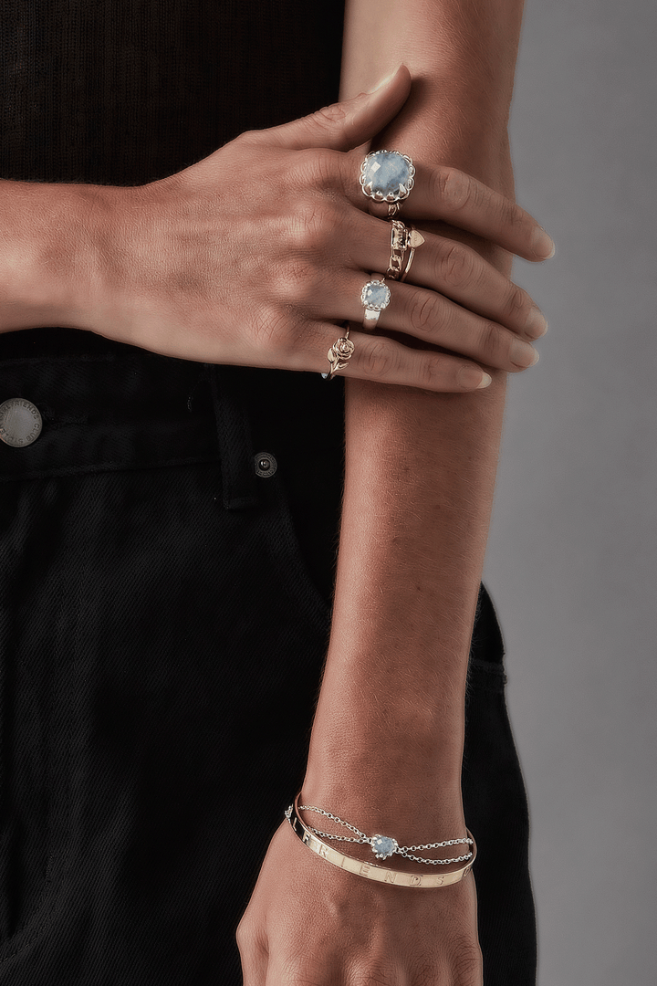 LOVE CLAW BRACELET MOONSTONE