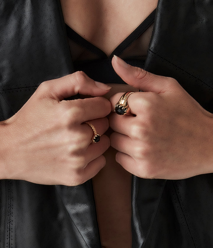 MINI CLAW RING - GOLD PLATED ONYX