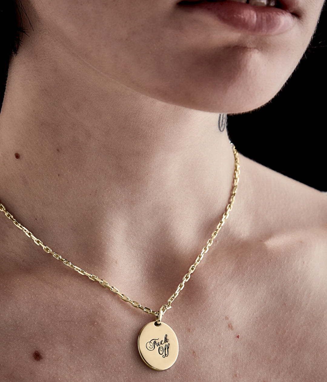 WARM WELCOME NECKLACE GOLD PLATED