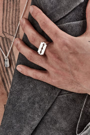 LOVE KILLS RAZOR RING