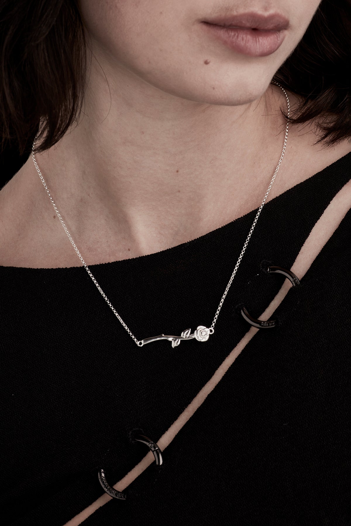 ROSE BAR NECKLACE – Stolen Girlfriends Club