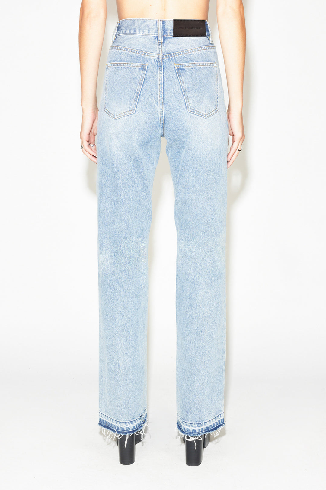 OUTLAW JEAN